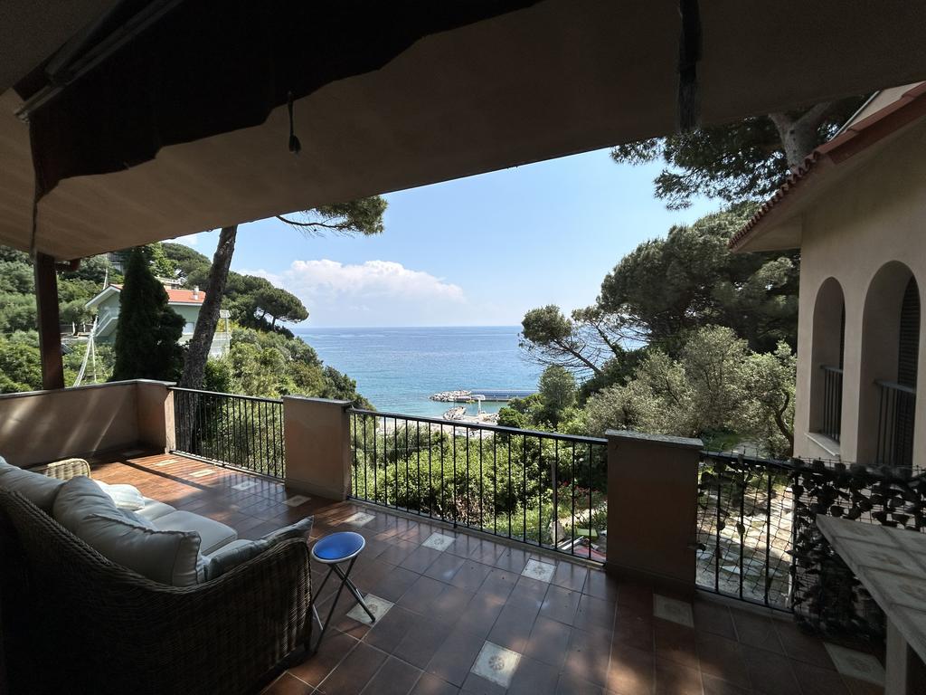 Celle Ligure - Appartamento con terrazza e vista mare
