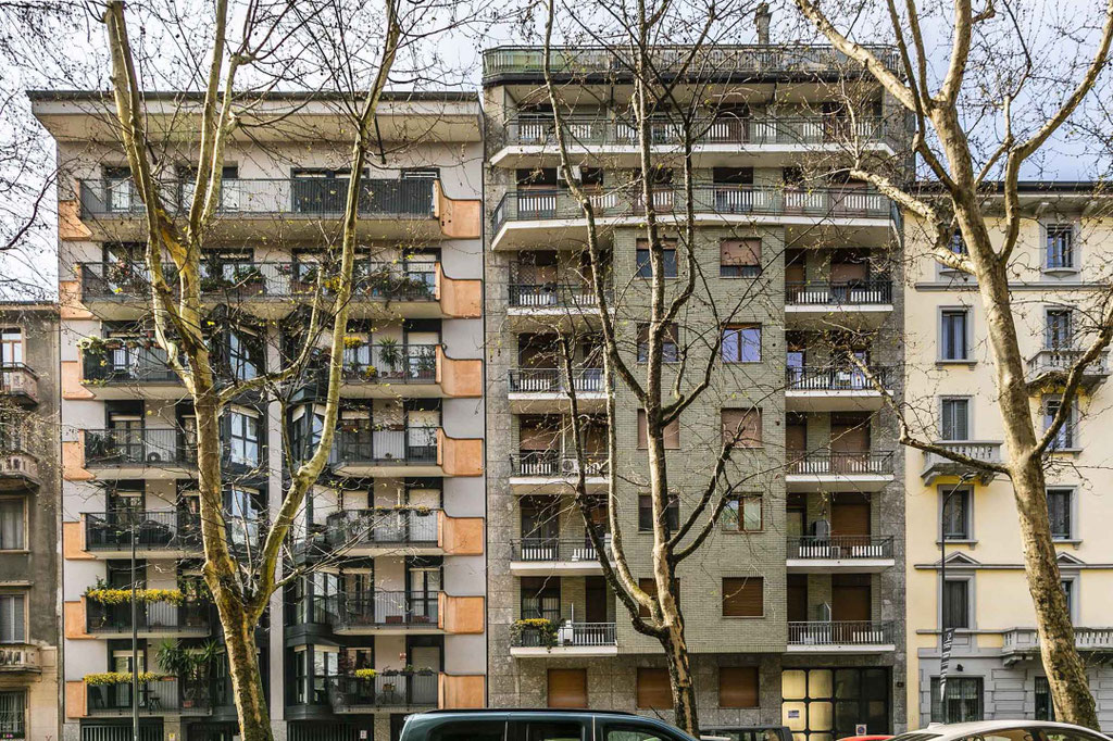 Milano (Cenisio/Mac Mahon) Bilocale Ristrutturato con Balcone