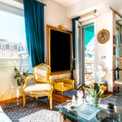 Genova (Piazza Piccapietra) - Appartamento di rappresentanza