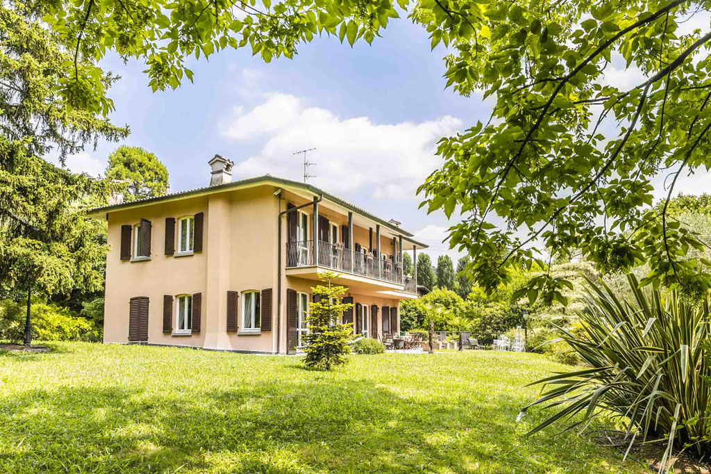 Bergamo (Conca D'Oro) Elegante Dimora dove il paesaggio incontra l’arte dell'abitare