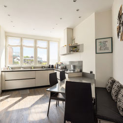 Milano (Primaticcio/Bande Nere) Quadrilocale Via dei Benedettini Zona Primaticcio con BOX