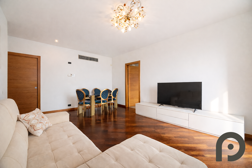 Milano (Fondazione Prada) - Ampio tre locali di recente costruzione