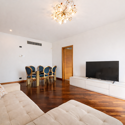 Milano (Fondazione Prada) - Ampio tre locali di recente costruzione