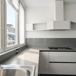 Milano (Primaticcio/Bande Nere) Quadrilocale Via dei Benedettini Zona Primaticcio con BOX