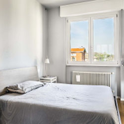 Milano (Cenisio/Mac Mahon) Bilocale Ristrutturato con Balcone