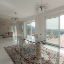 Carrara (Carriona/Centro) Villa con piscina e panorama unico