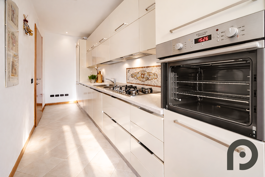 Milano (Fondazione Prada) - Ampio tre locali di recente costruzione