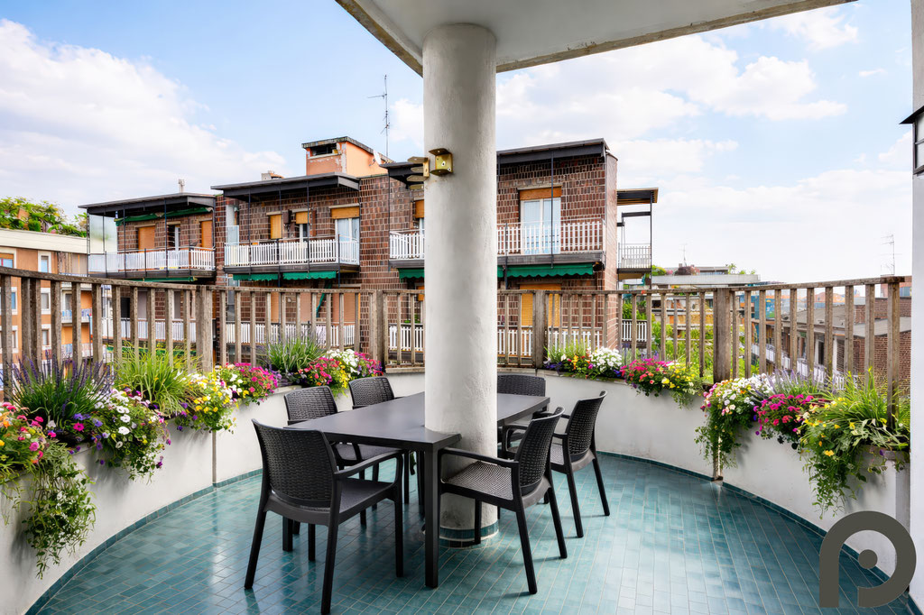 Milano (Primaticcio/Bande Nere) Quadrilocale Via dei Benedettini Zona Primaticcio con BOX