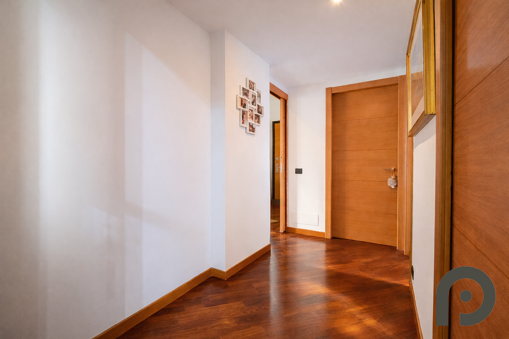 Milano (Fondazione Prada) - Ampio tre locali di recente costruzione