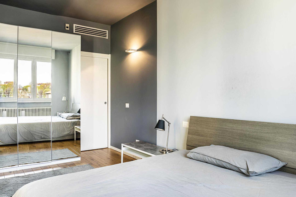 Milano (Cenisio/Mac Mahon) Bilocale Ristrutturato con Balcone