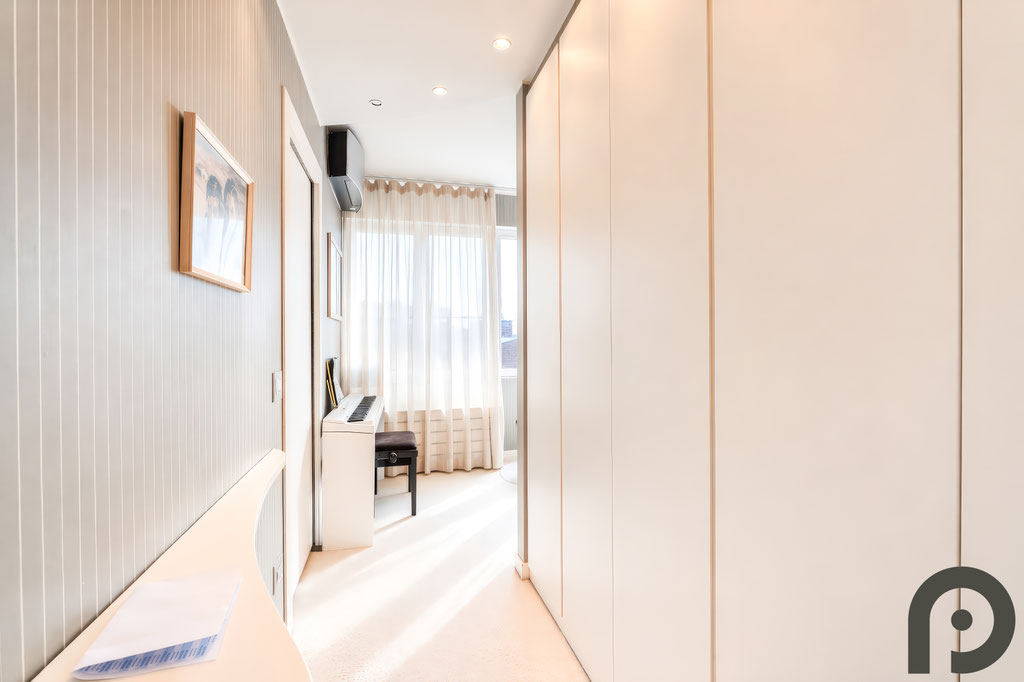 Milano (Primaticcio/Bande Nere) Quadrilocale Via dei Benedettini Zona Primaticcio con BOX