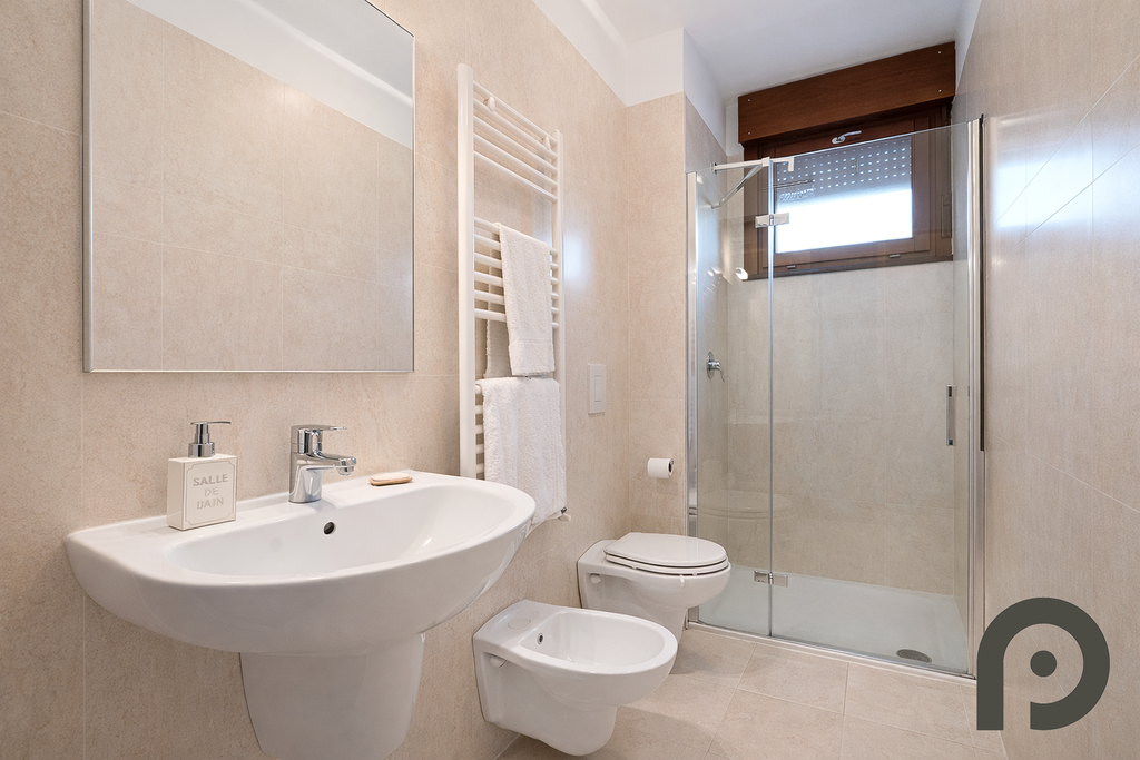 Milano (Fondazione Prada) - Ampio tre locali di recente costruzione