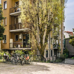 Milano (Cenisio/Mac Mahon) Bilocale Ristrutturato con Balcone