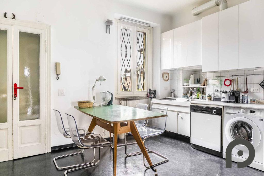 Milano (Navigli/Porta Ticinese) Ampio duplex vista darsena in locazione