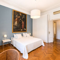 Milano (Sforza/Guastalla) Raffinato trilocale nel cuore di Milano in splendido stabile storico