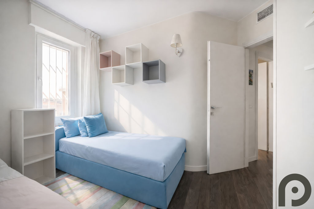 Milano (Primaticcio/Bande Nere) Quadrilocale Via dei Benedettini Zona Primaticcio con BOX