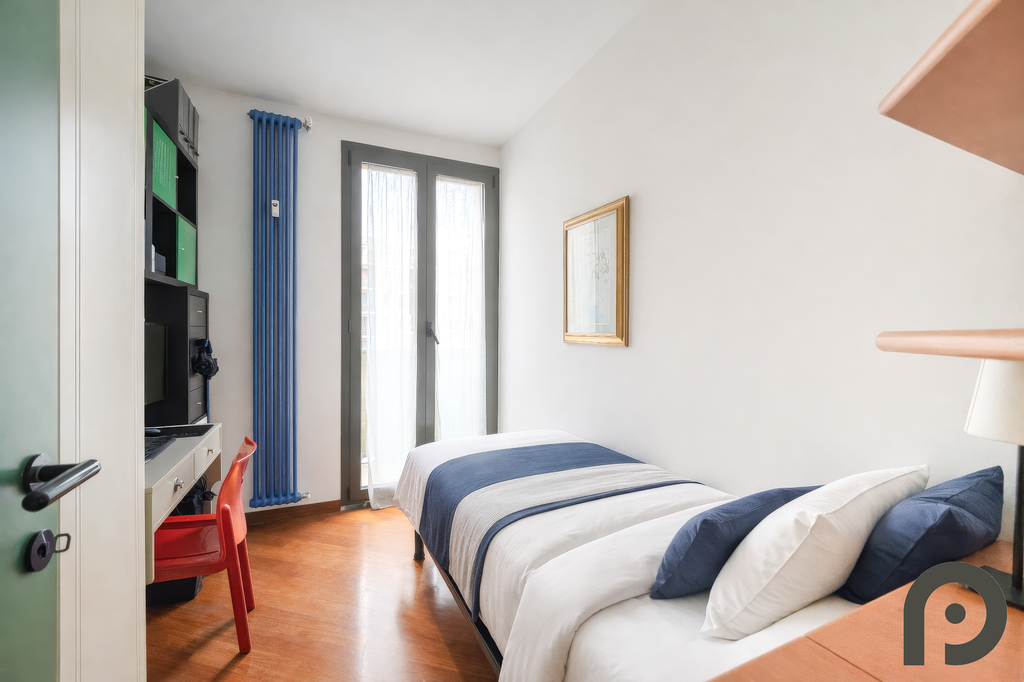 Milano (Porta Venezia/Spallanzani) Attico con terrazzo di 50 mq nel cuore di Porta Venezia