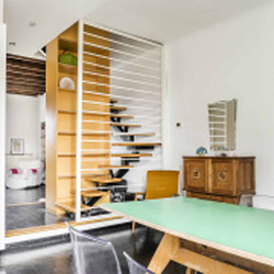 Milano (Navigli/Porta Ticinese) Ampio duplex vista darsena in locazione