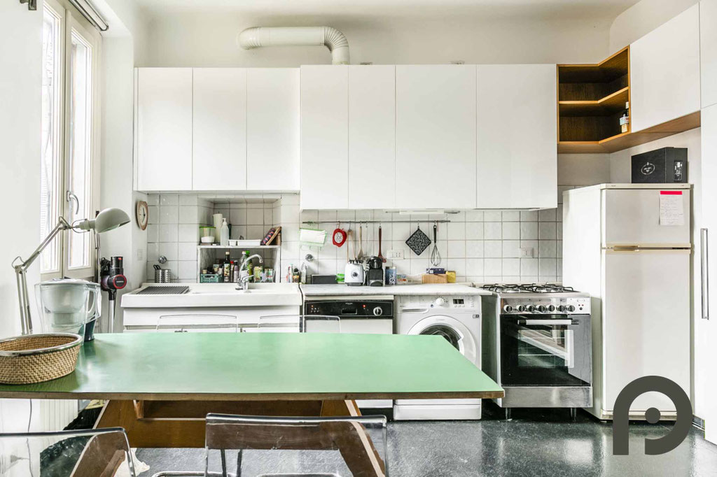 Milano (Navigli/Porta Ticinese) Ampio duplex vista darsena in locazione