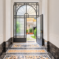 Milano (Porta Venezia/Spallanzani) Attico con terrazzo di 50 mq nel cuore di Porta Venezia