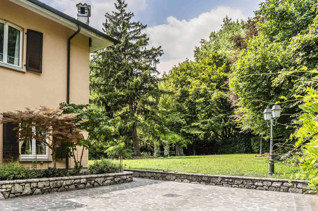 Bergamo (Conca D'Oro) Elegante Dimora dove il paesaggio incontra l’arte dell'abitare