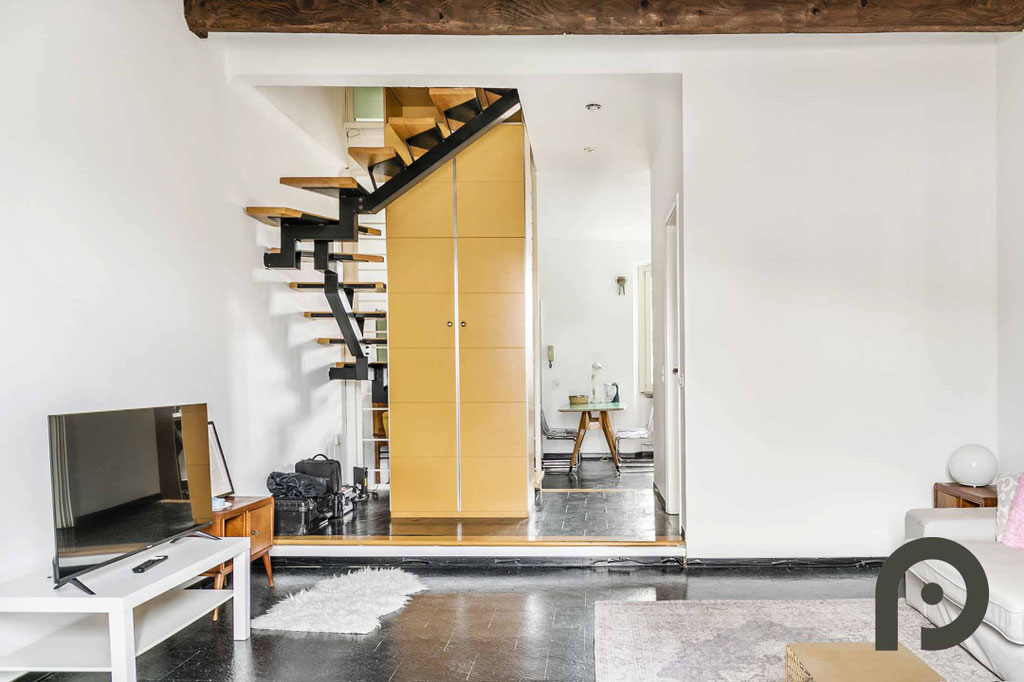 Milano (Navigli/Porta Ticinese) Ampio duplex vista darsena in locazione