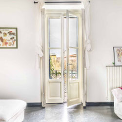 Milano (Navigli/Porta Ticinese) Ampio duplex vista darsena in locazione