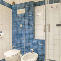 Milano (Navigli/Porta Ticinese) Ampio duplex vista darsena in locazione