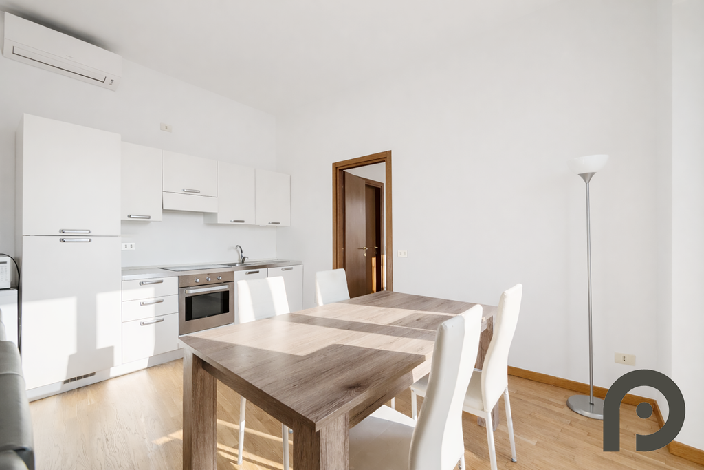 Milano (Carrobbio/Centro Storico) - Bilocale luminoso nel cuore di Milano