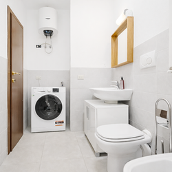 Milano (Carrobbio/Centro Storico) - Bilocale luminoso nel cuore di Milano