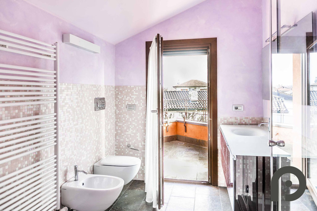 Arcisate (Varese) Splendida Villa con Piscina