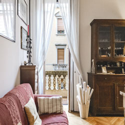 Milano (Cenisio/Piazza Firenze) Elegante Bilocale di 82 mq in Stabile d’Epoca