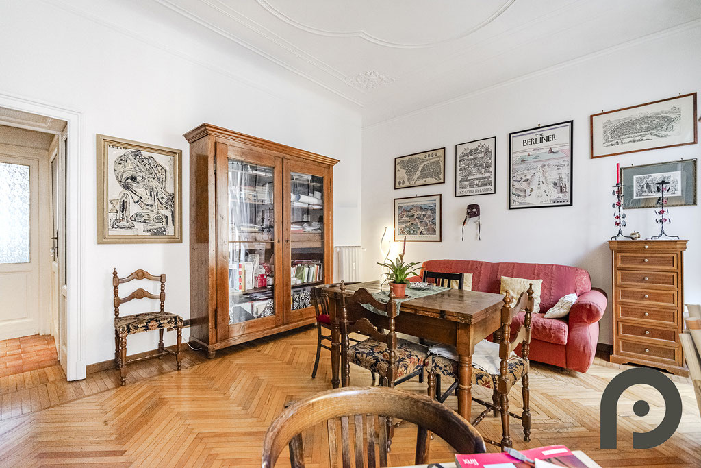 Milano (Cenisio/Piazza Firenze) Elegante Bilocale di 82 mq in Stabile d’Epoca
