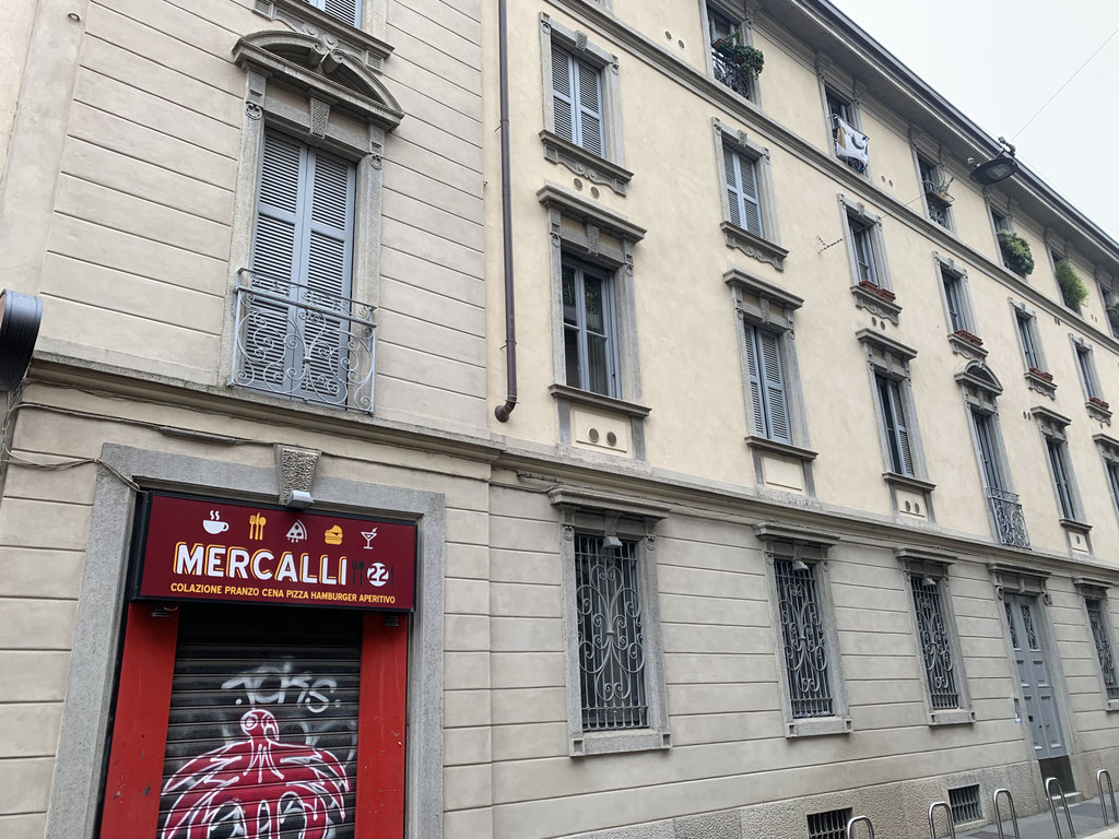Milano (Corso Italia/Santa Sofia) - Ristorante/Negozio