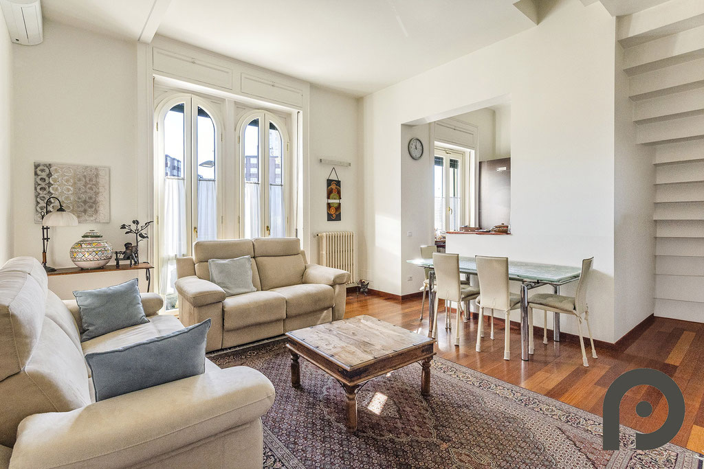 Milano (Maggiolina/Zara) Trilocale ristrutturato in contesto d'epoca