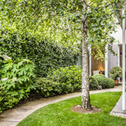 Milano (Cenisio/Firenze) Loft di design su due livelli con giardino