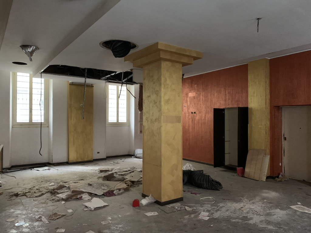Milano (Corso Italia/Santa Sofia) - Ristorante/Negozio
