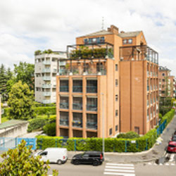 Milano (Certosa/Varesina) Quadrilocale da ristrutturare piano alto