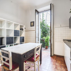 Milano (Cenisio/Piazza Firenze) Elegante Bilocale di 82 mq in Stabile d’Epoca