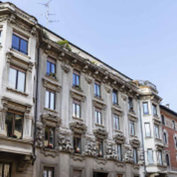 Milano (Conciliazione/Pagano) Soluzione di fascino su due livelli