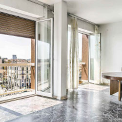 Milano (Navigli/Ticinese) Incantevole ultimo piano con vista panoramica