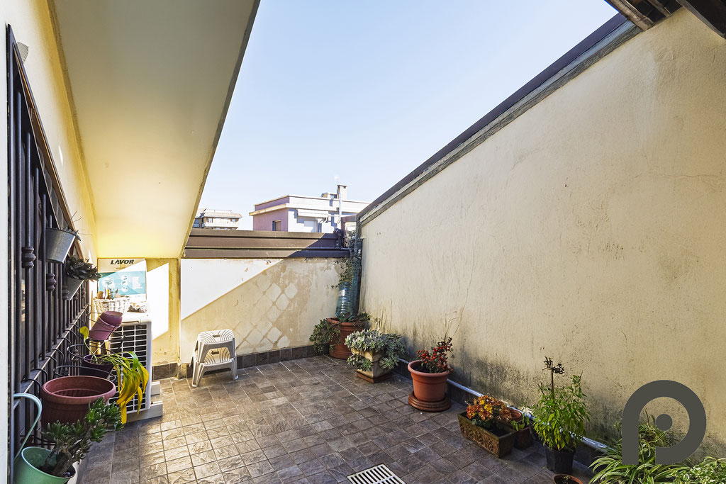 Pero (Merlata/Rho Fiera) Attico e superattico con terrazzo