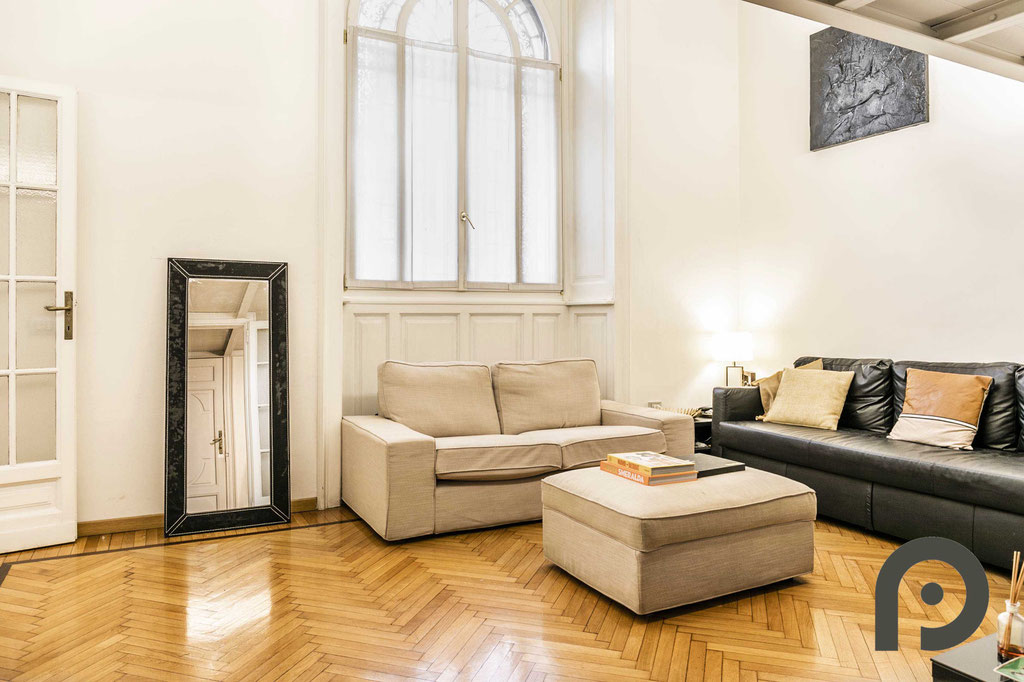 Milano (Monti/Magenta) Loft ristrutturato a nuovo in contesto d'epoca