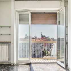 Milano (Navigli/Ticinese) Incantevole ultimo piano con vista panoramica