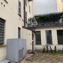 Milano (Corso Italia/Santa Sofia) - Ristorante/Negozio