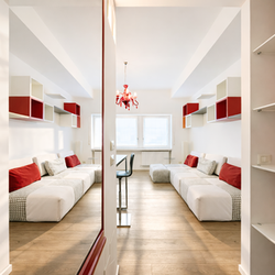 Milano (Crocetta/Missori) Elegante due locali ristrutturato a nuovo