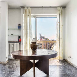 Milano (Navigli/Ticinese) Incantevole ultimo piano con vista panoramica
