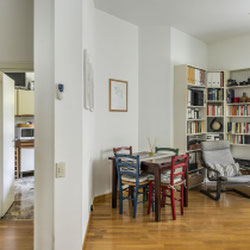 Milano ( Bande Nere ) Trilocale con giardino privato