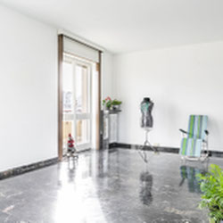 Milano (Gerusalemme/Cenisio) Attico con terrazzo