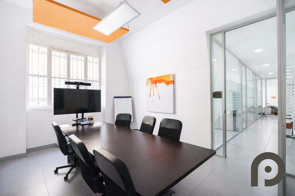 Milano (Porta Vercellina/Conciliazione) prestigioso ufficio in palazzo d'epoca